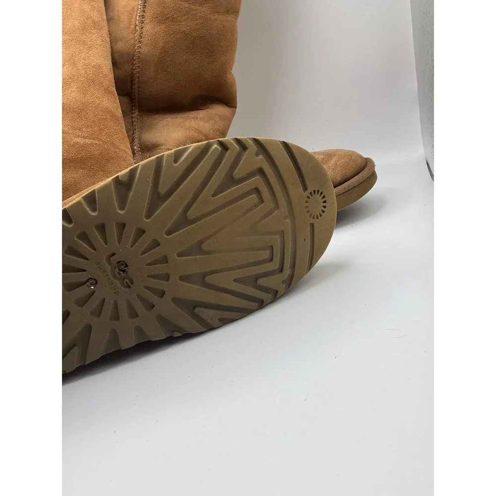 UGG #1873 Bailey Button Triplet Tall Sheepskin Boot Women's Size US 9 Chestnut